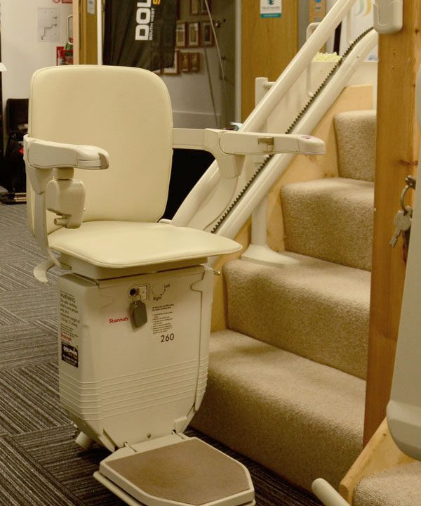 Stannah-260-stairlift-curved
