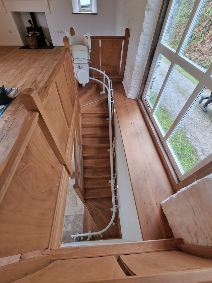 Dartmouth top of stairs with lift long